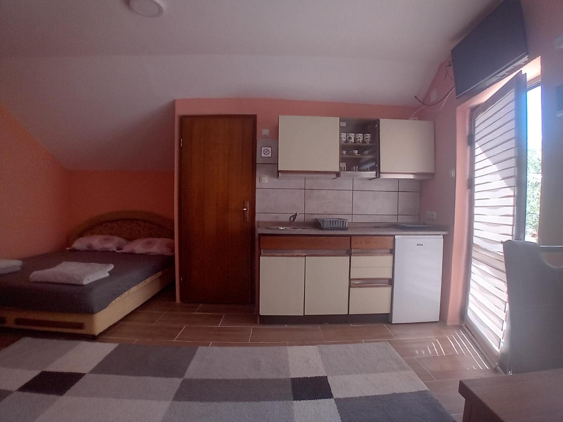 Red Apartman 2 Trebinje Exterior photo